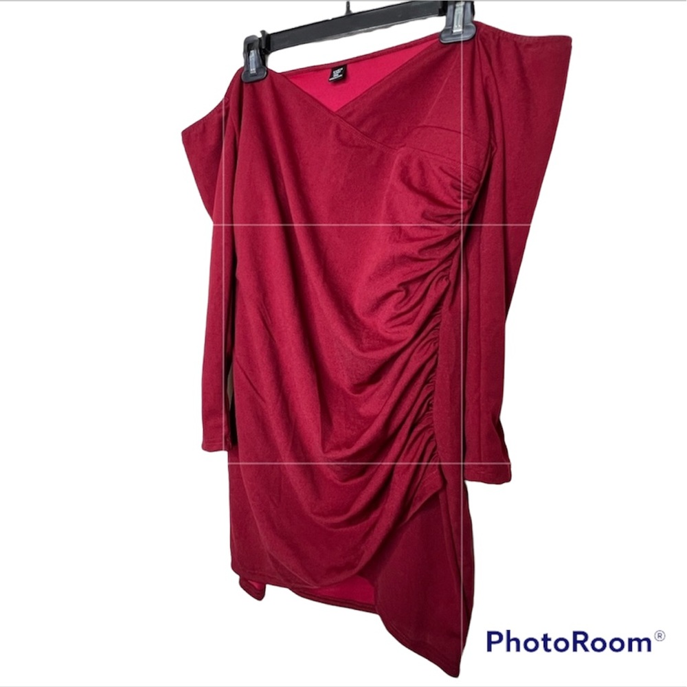 B15 SHEIN Curve -Sweetheart Off The Shoulder Ruched Dress